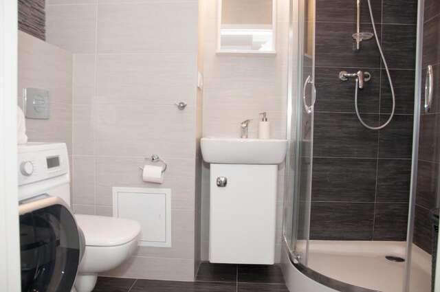 Апартаменты Apartament Obrzeżna 3 Deluxe Варшава-33